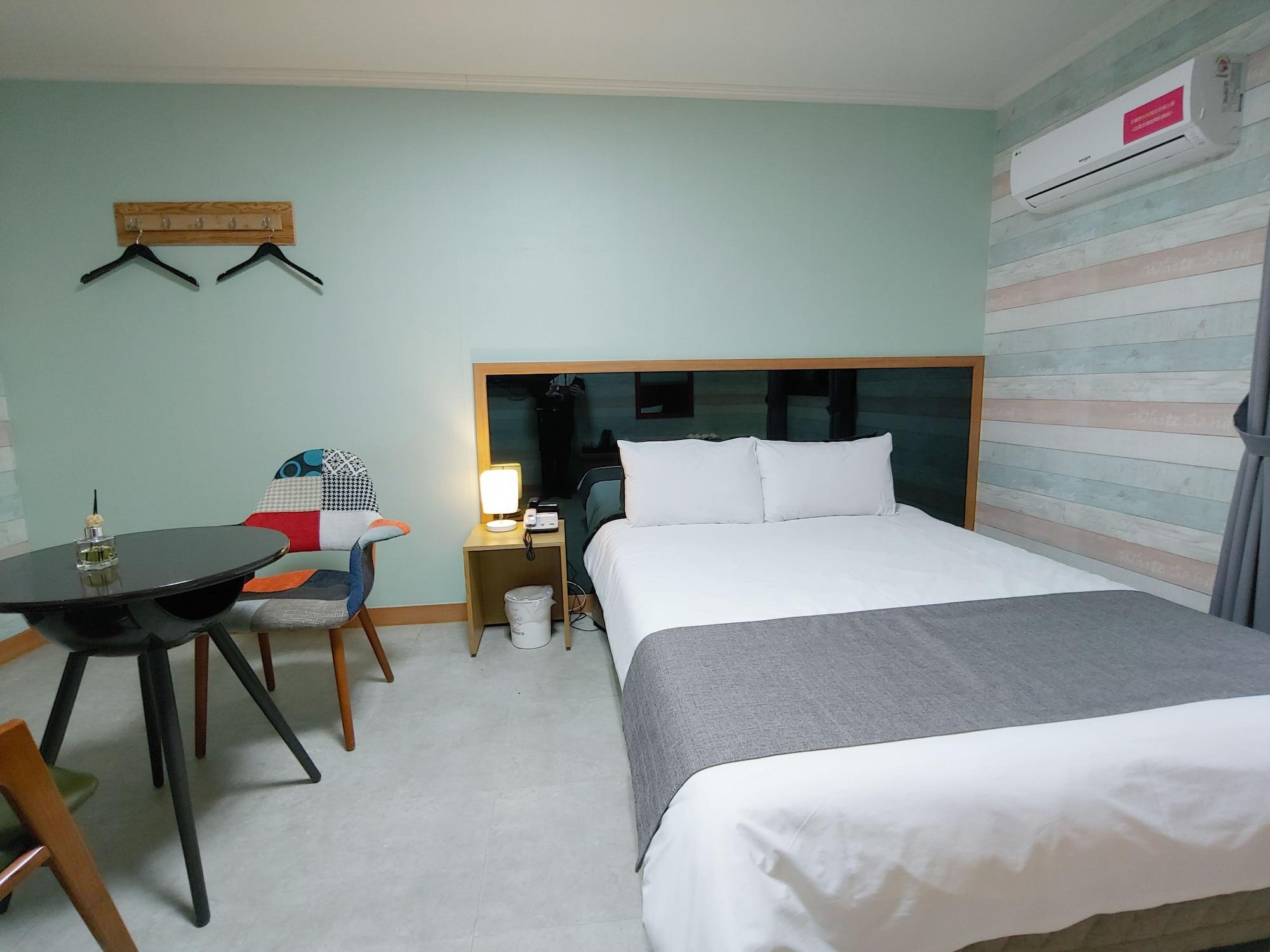 Hotel Tong Yeondong Jeju Exterior photo