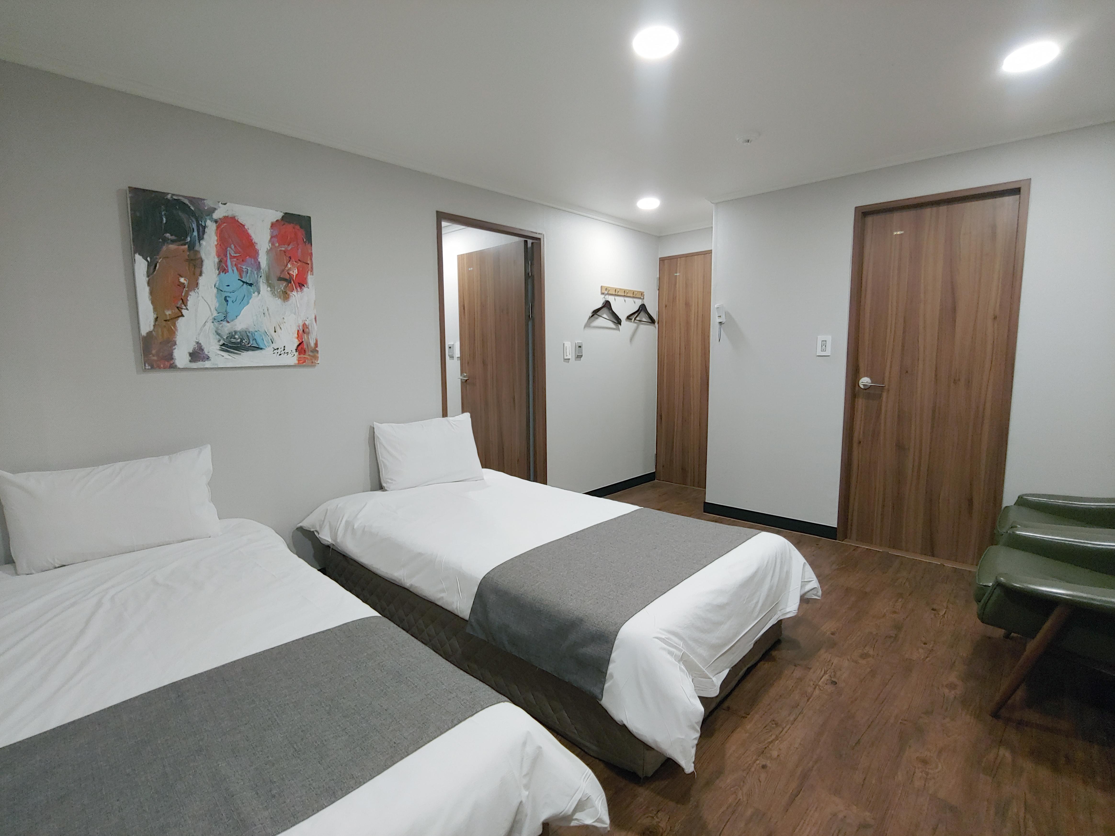 Hotel Tong Yeondong Jeju Exterior photo
