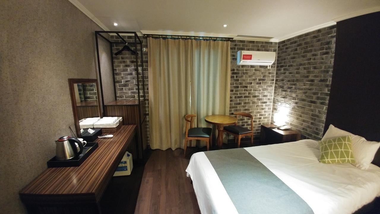 Hotel Tong Yeondong Jeju Exterior photo