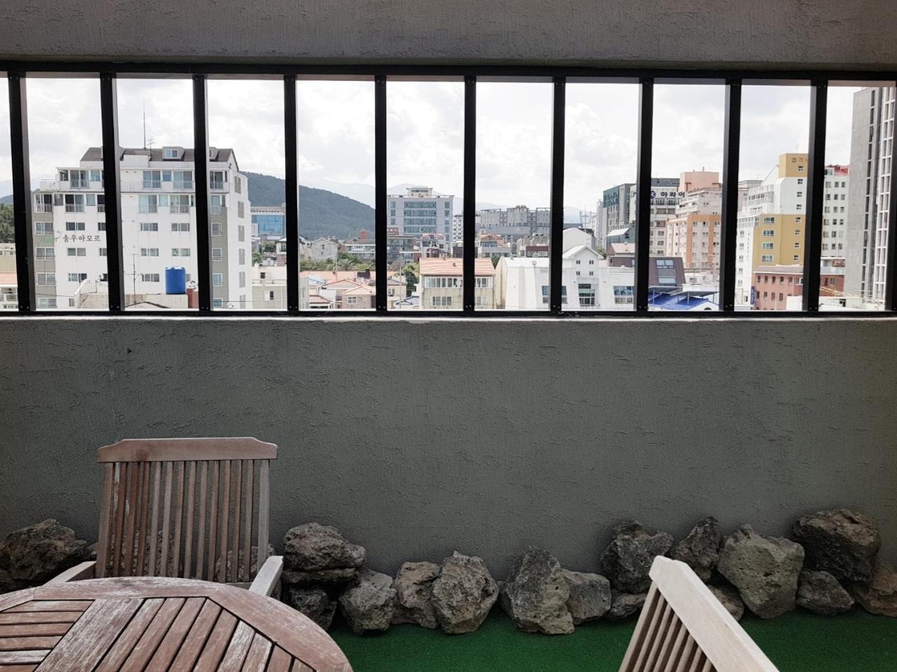 Hotel Tong Yeondong Jeju Exterior photo
