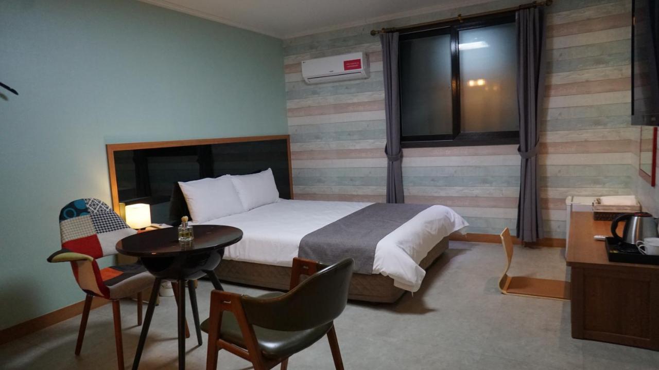 Hotel Tong Yeondong Jeju Exterior photo