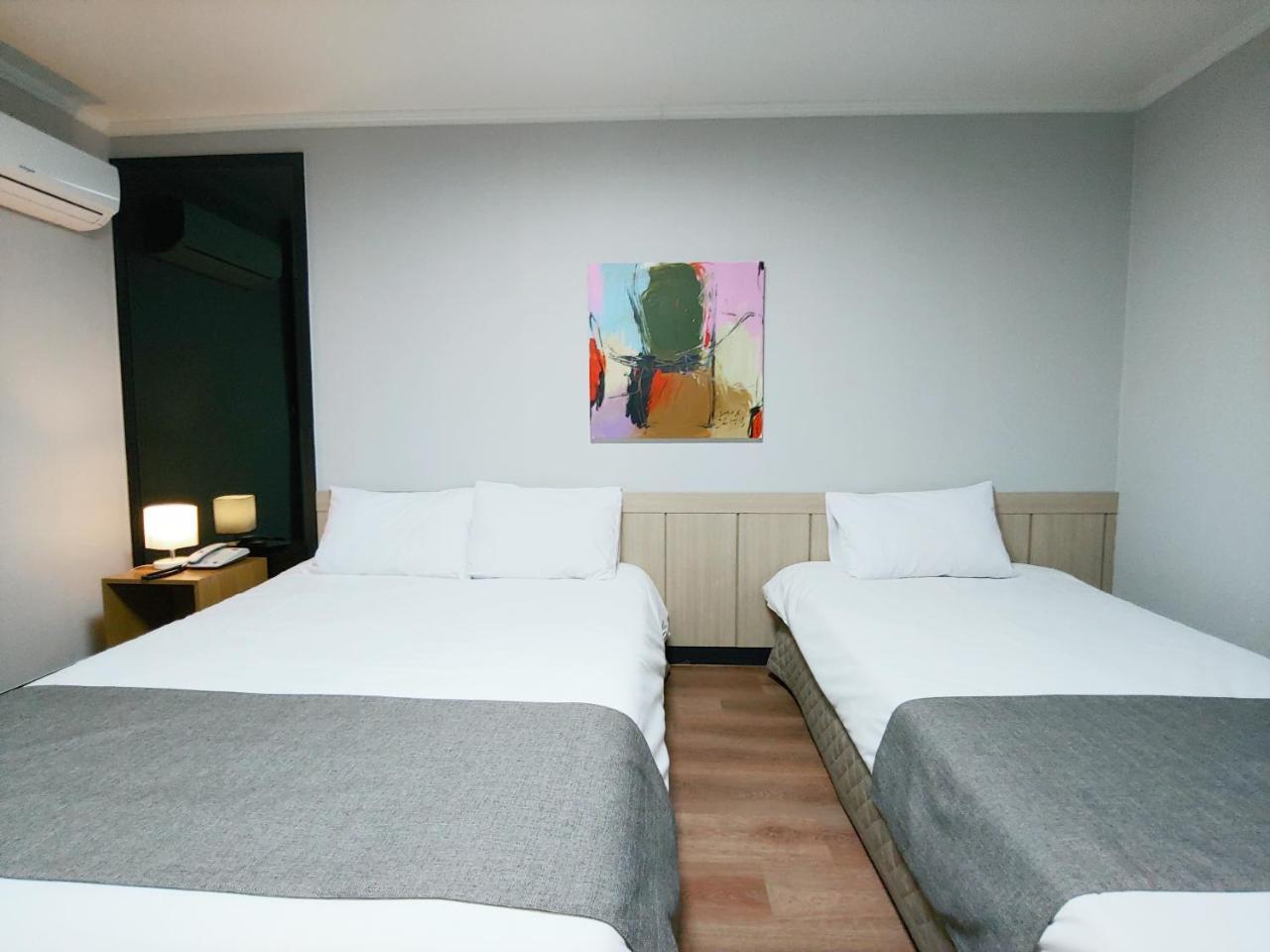 Hotel Tong Yeondong Jeju Exterior photo